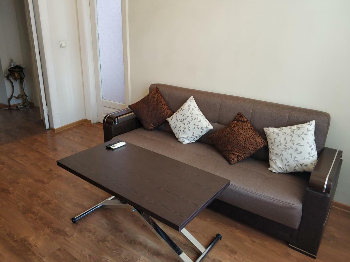 Apartment Medea Батуми Екстериор снимка