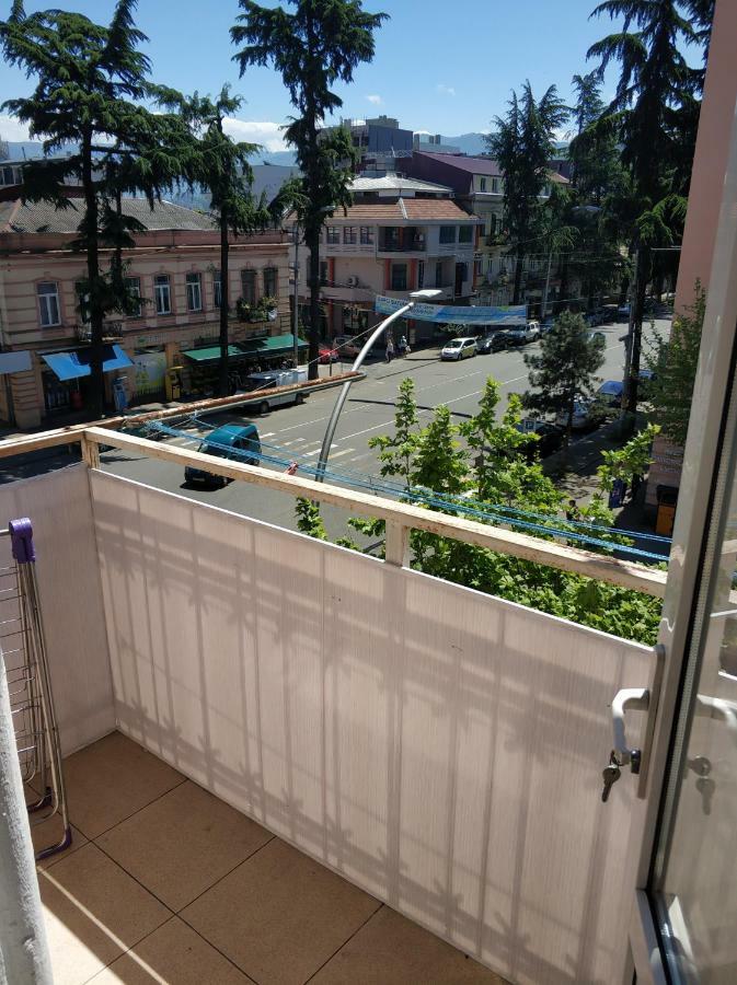 Apartment Medea Батуми Екстериор снимка